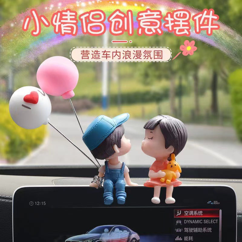 Car couple kissing doll ornament cartoon figurine car cute dashboard creative ornament car interior decoration