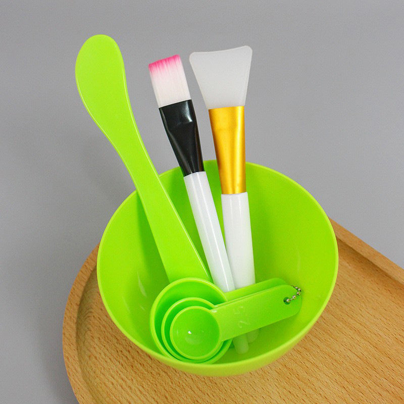 7-piece mask mixing kit: beauty mask application tools - includes mask bowl, mixing spatula, mask brush, and silicone applicator