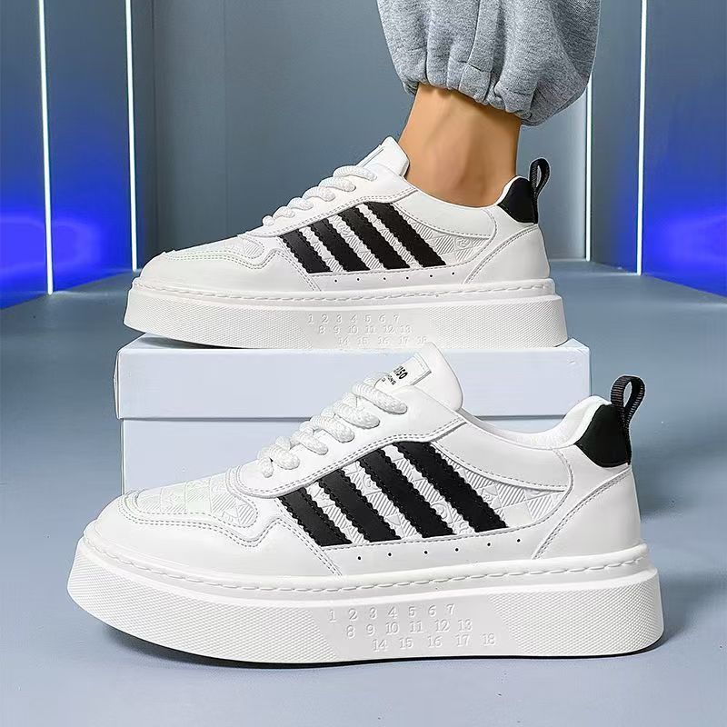 Men's shoes 2025 new winter breathable casual skate shoes versatile thick-soled shoes men's sports student white trendy sneakers