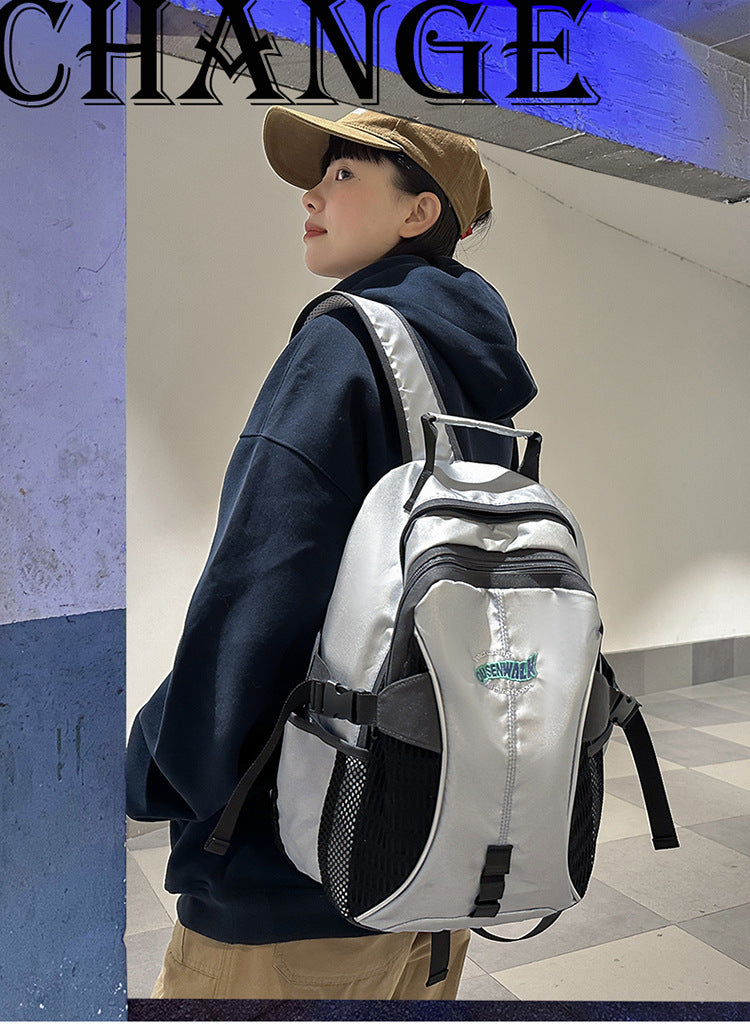 Retro outdoor travel backpack women 2025 new sports student schoolbag large capacity commuter bag trendy cool backpack