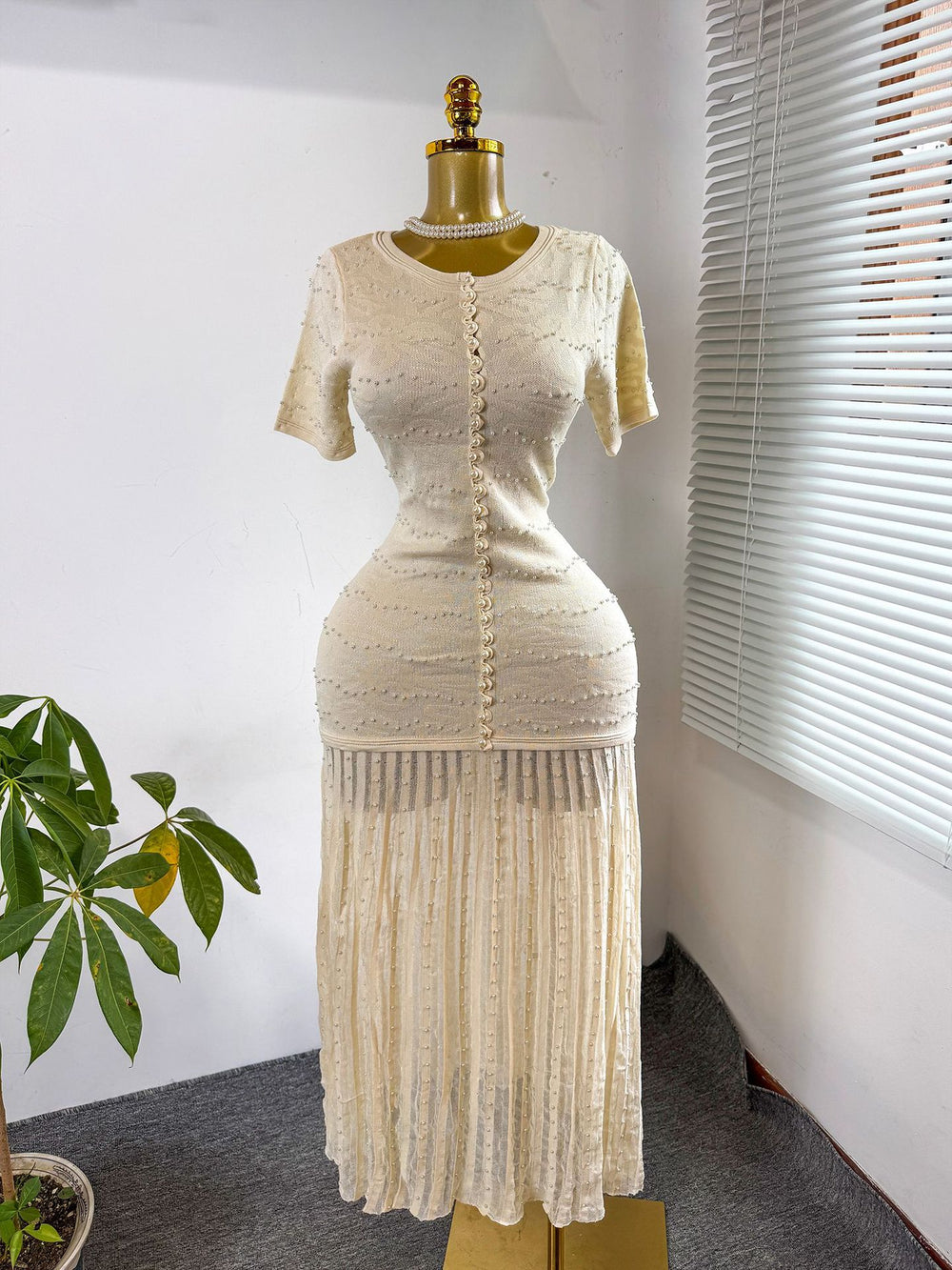export french chic pearl embellished short-sleeve knitted dress - women's fitted waist pleated elegant maxi dress
