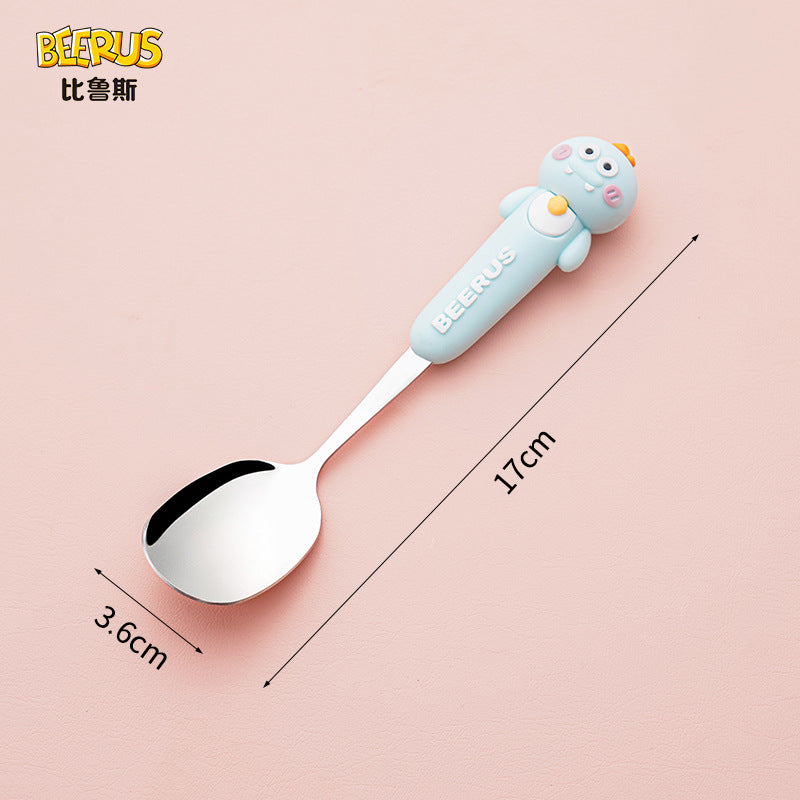 High-quality, adorable cartoon children's cutlery set featuring a cute bear design. includes a fork, spoon, and is perfect for school lunches. made of durable silicone, these portable forks and spoons are available for wholesale