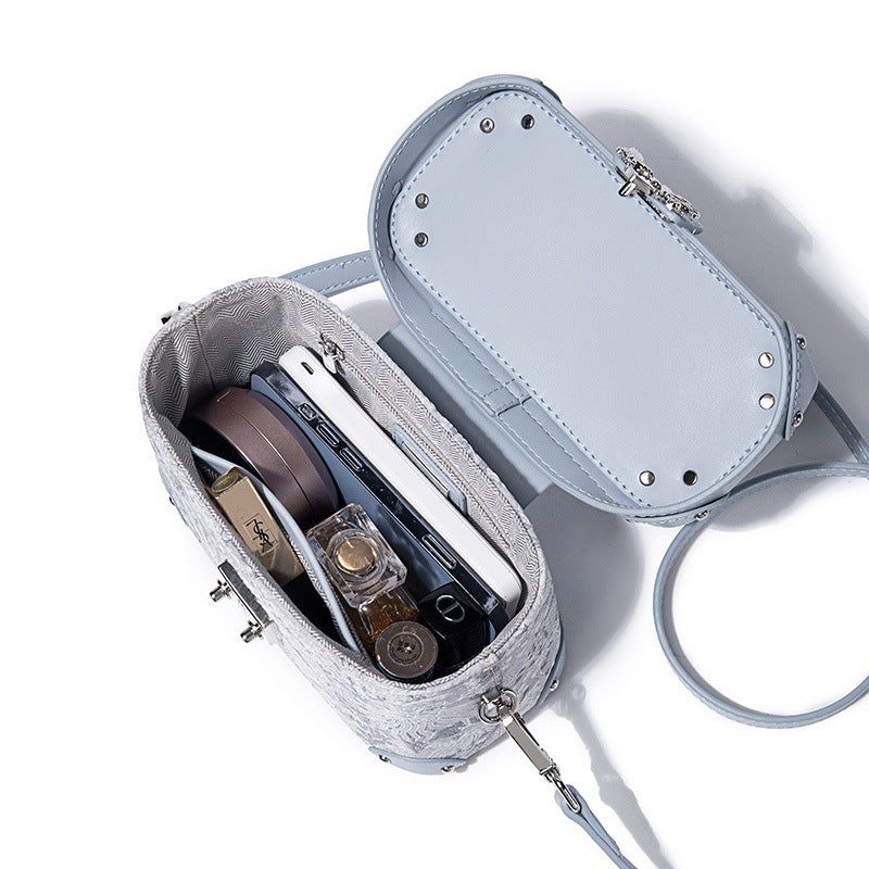 2025 spring and summer new personalized simple portable small fragrant style box bag light luxury high-end single shoulder crossbody small square bag