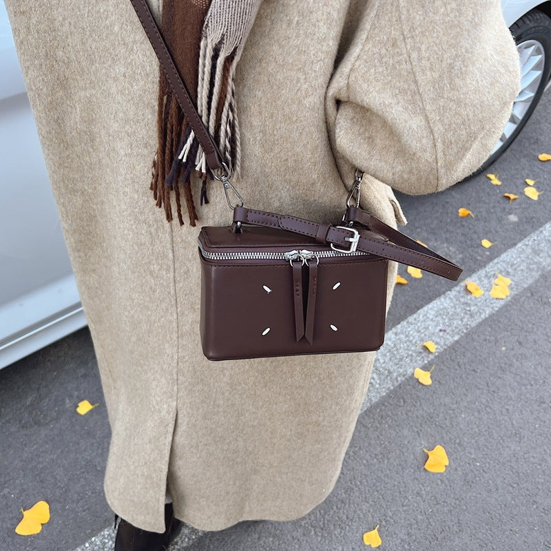 2025 new fashion versatile square box bag portable shoulder bag women's small cosmetic bag exquisite