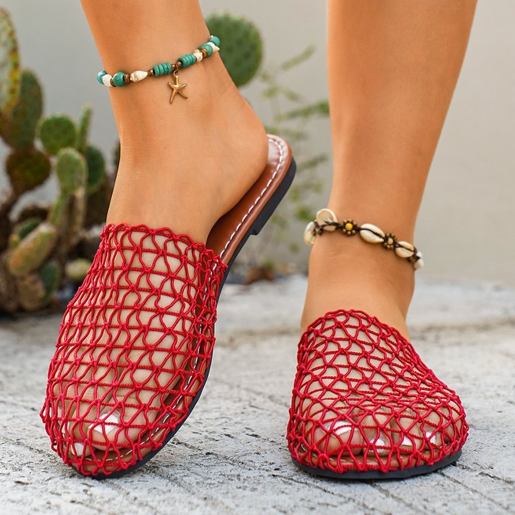 summer new arrival: women's plus-size flat slippers for cross-border e-commerce. wholesale available. dropshipping to  and . (price difference: $0.67)