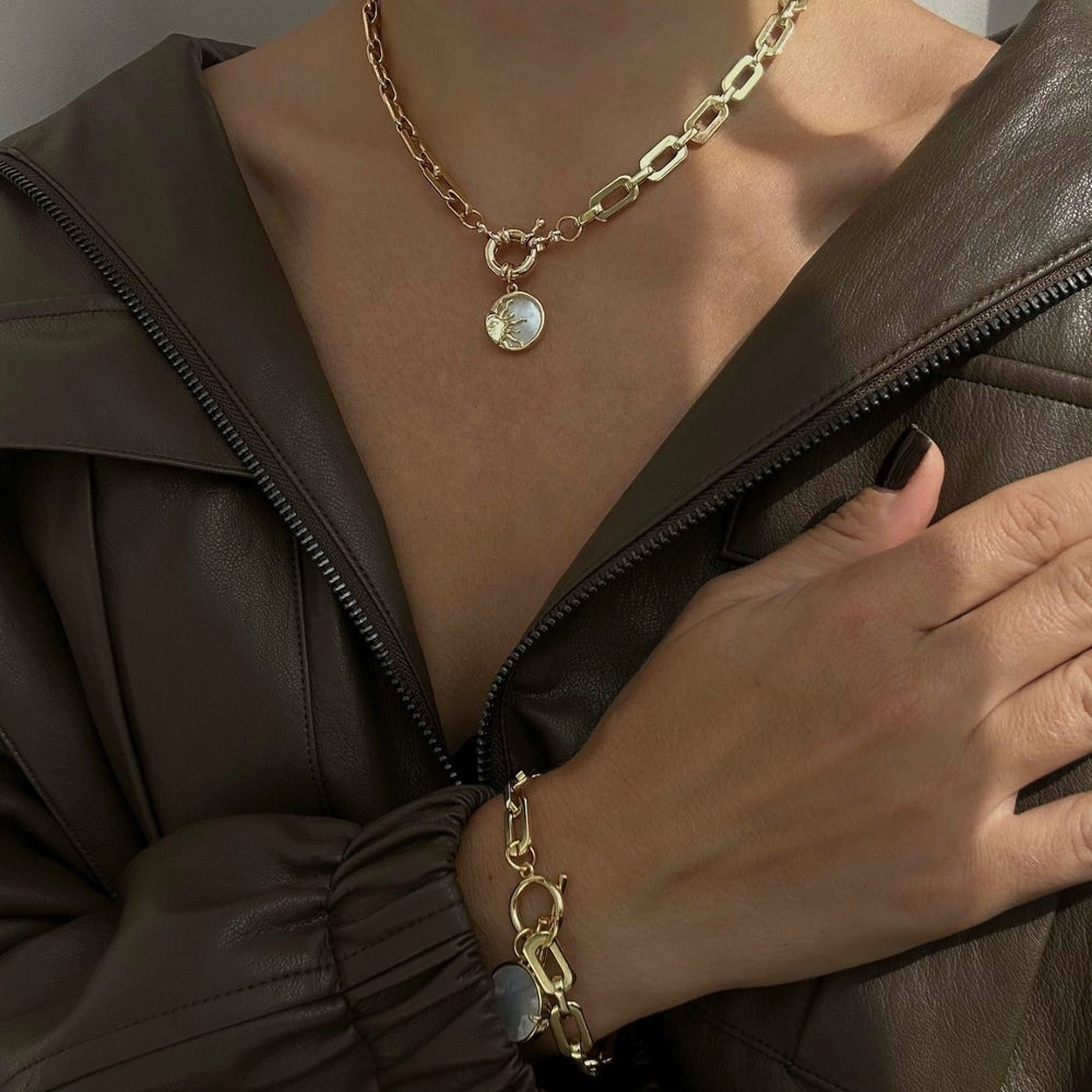 European and american cross-border retro round sun pendant necklace set, fashionable minimalist creative niche bracelet and earrings for women