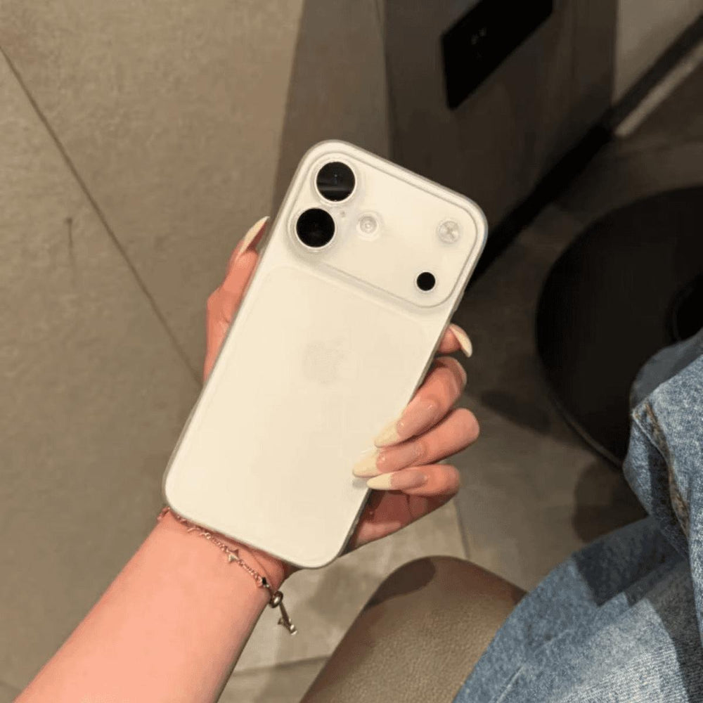 Light blue transparent large window suitable for instant change apple 17promax mobile phone case simple and clear iphone16 soft case