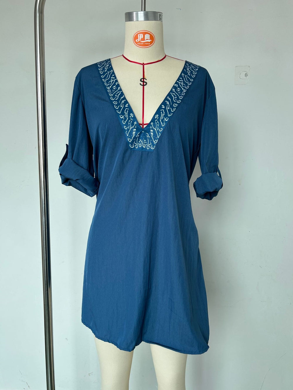 Independent station fashion cross-border women's clothing  summer new arrival v neck mid-sleeve vacation style eleganceelegantdress