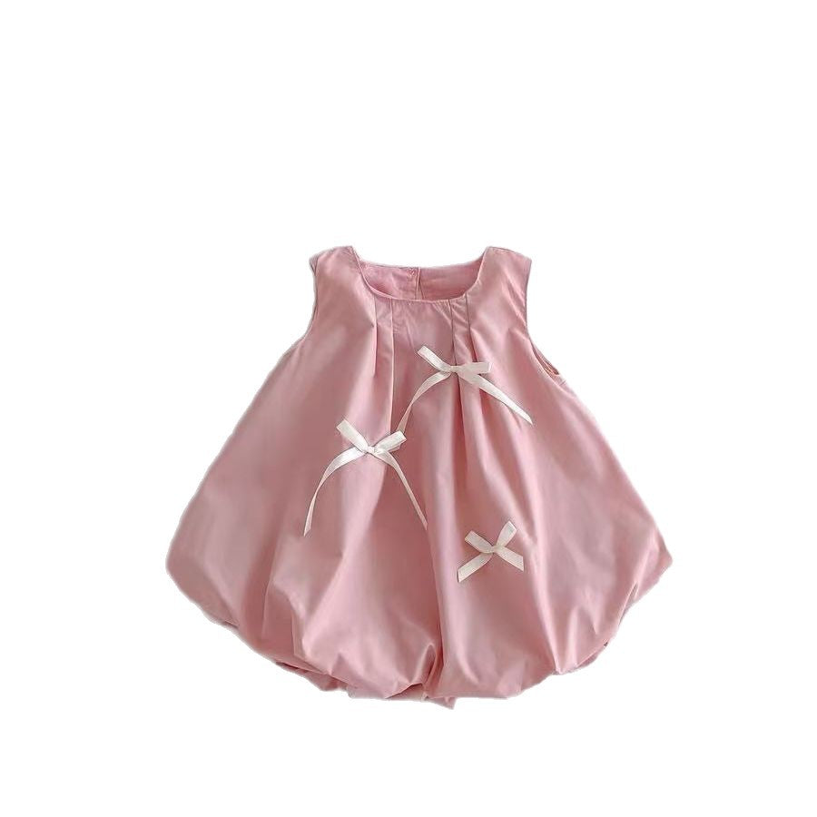 Summer sleeveless sweet romper for baby girls, lightweight outfit for infants and toddlers, elegant first birthday dress, cute bodysuit for outdoor wear