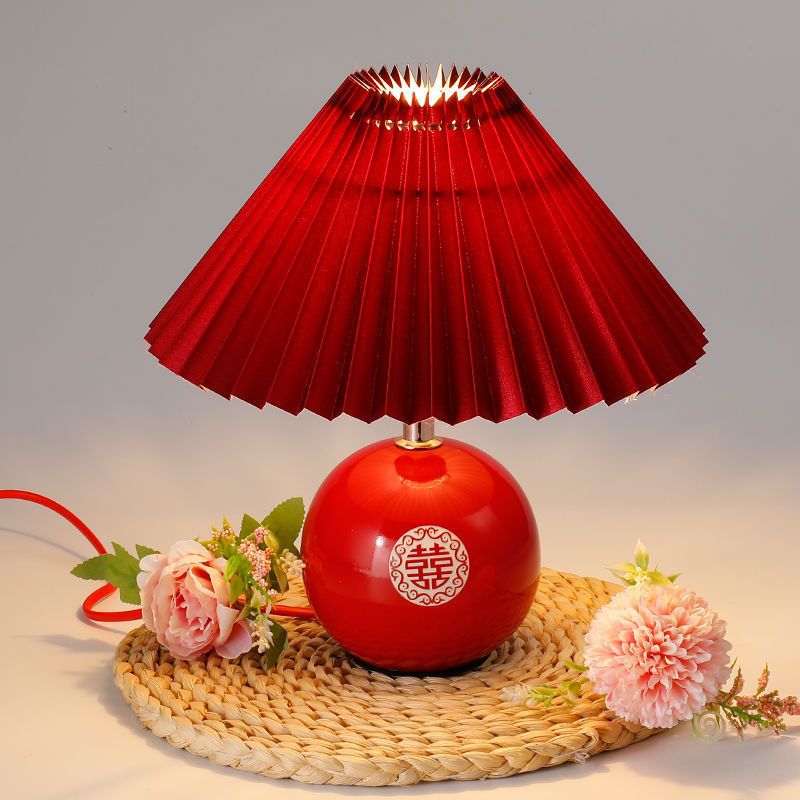 Wedding lamp wedding red wedding room bedside bedroom bedside red double happiness wedding gift decorative desk lamp