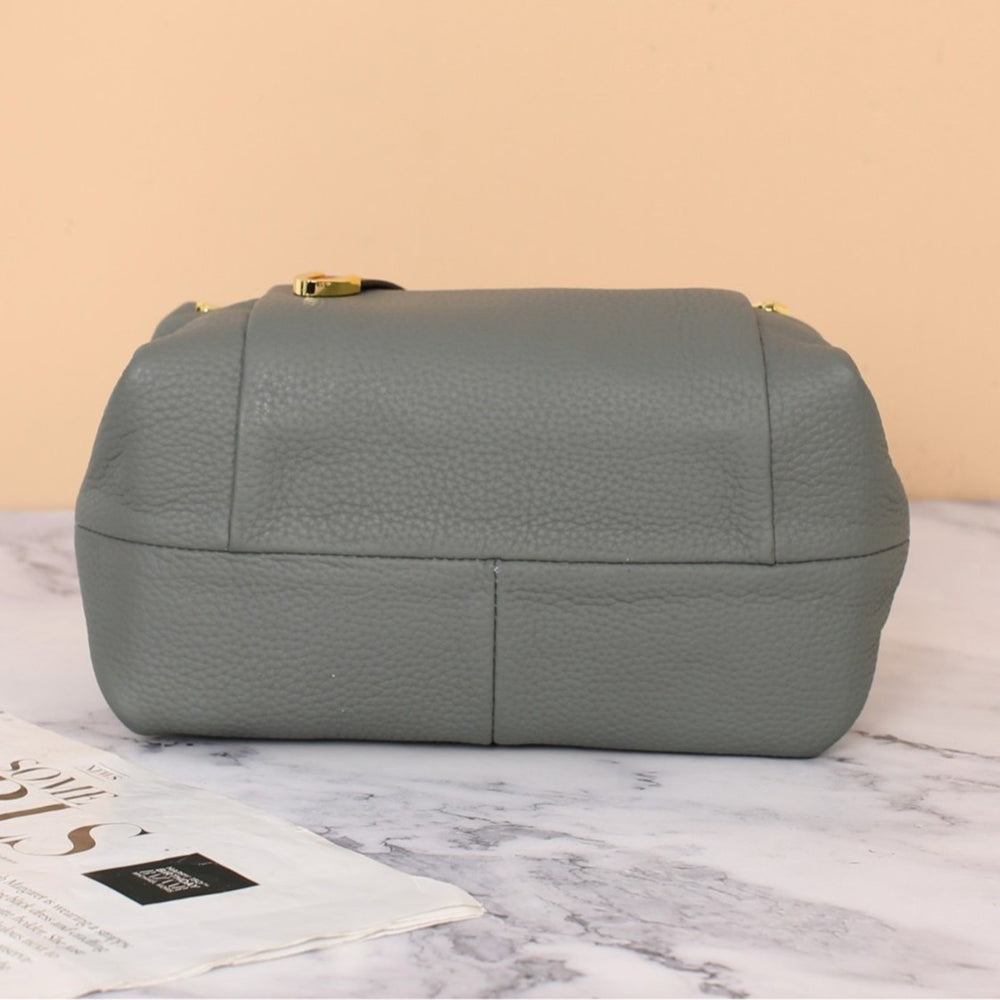 Genuine leather women's bag classy sense 2025best sellingfashionretro shoulder bag togo first layer cowhide satchel crossbody bag