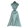 Women's short-sleeve knit dress -  summer collection: high-end, slim-fit, figure-flattering, elegant, minimalist vertical stripe knit maxi dress