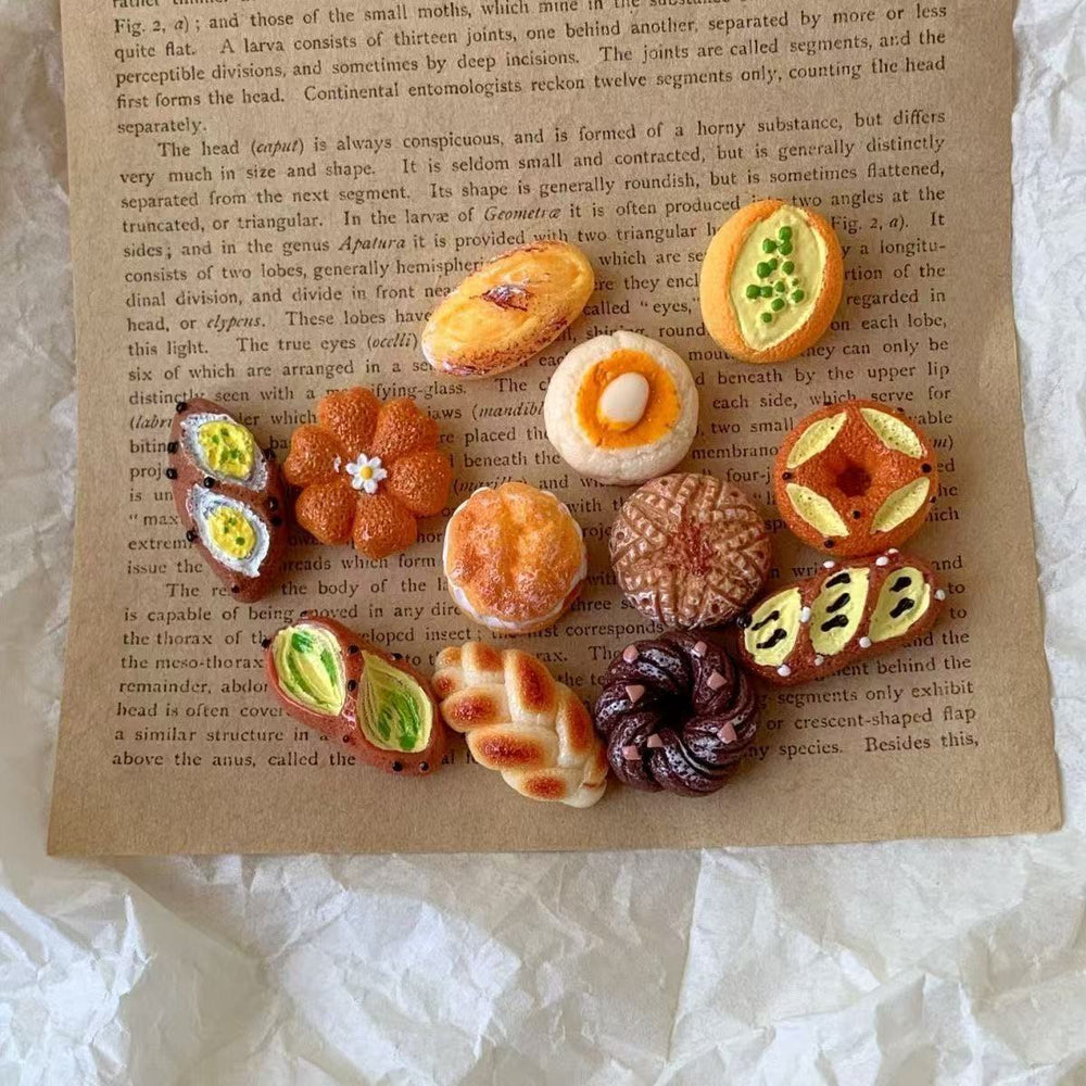French alkaline bread magnetic stickers mini simulation european bread refrigerator stickers baking memo stickers magnet decoration wholesale