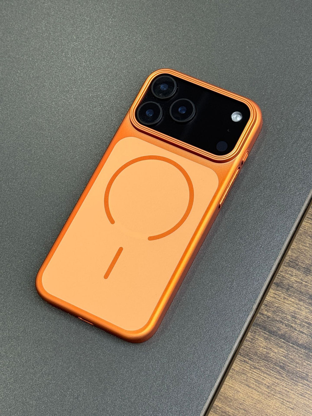 Suitable for iphone17 excimer frosted magnetic phone case apple 16 skin-like simple large window pc mobile phone case