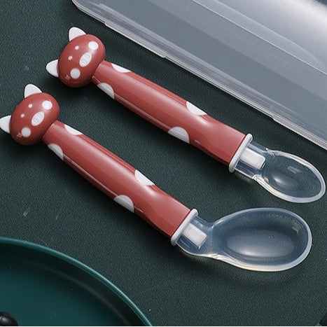 English card baby silicone spoon baby feeding tableware straight spoon elbow spoon combination soft silicone spoon