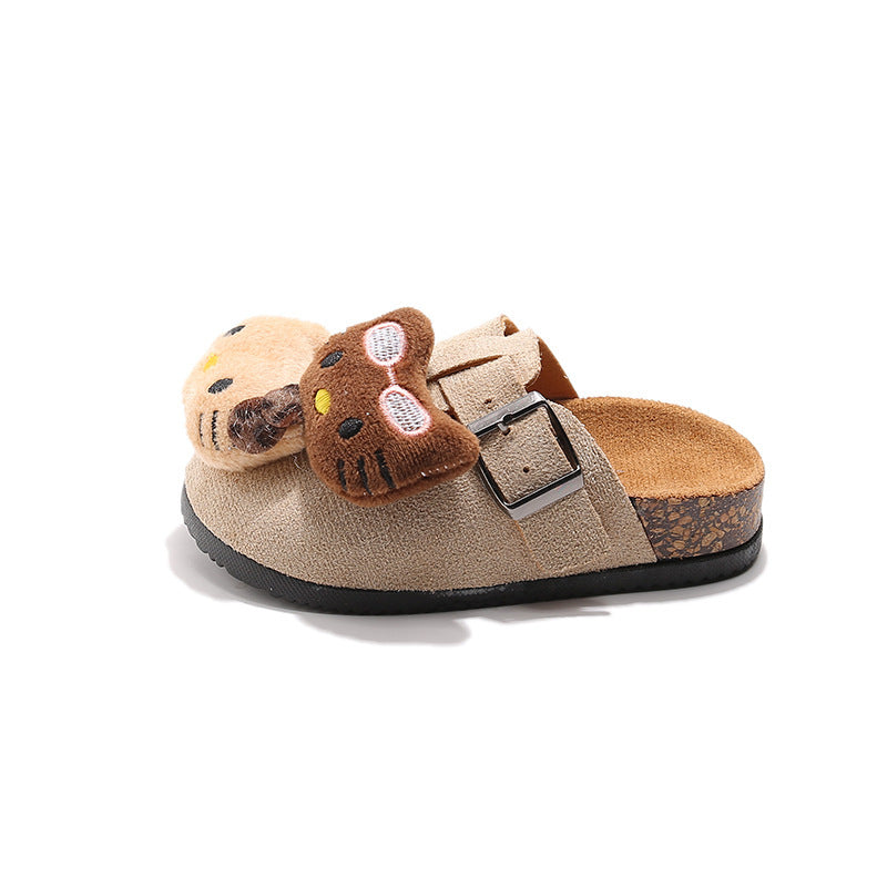 New half-slippers for girls, birkenstock-style outdoor wear, 2026 spring/autumn cartoon anti-slip comfortable birkenstock-style closed-toe shoes