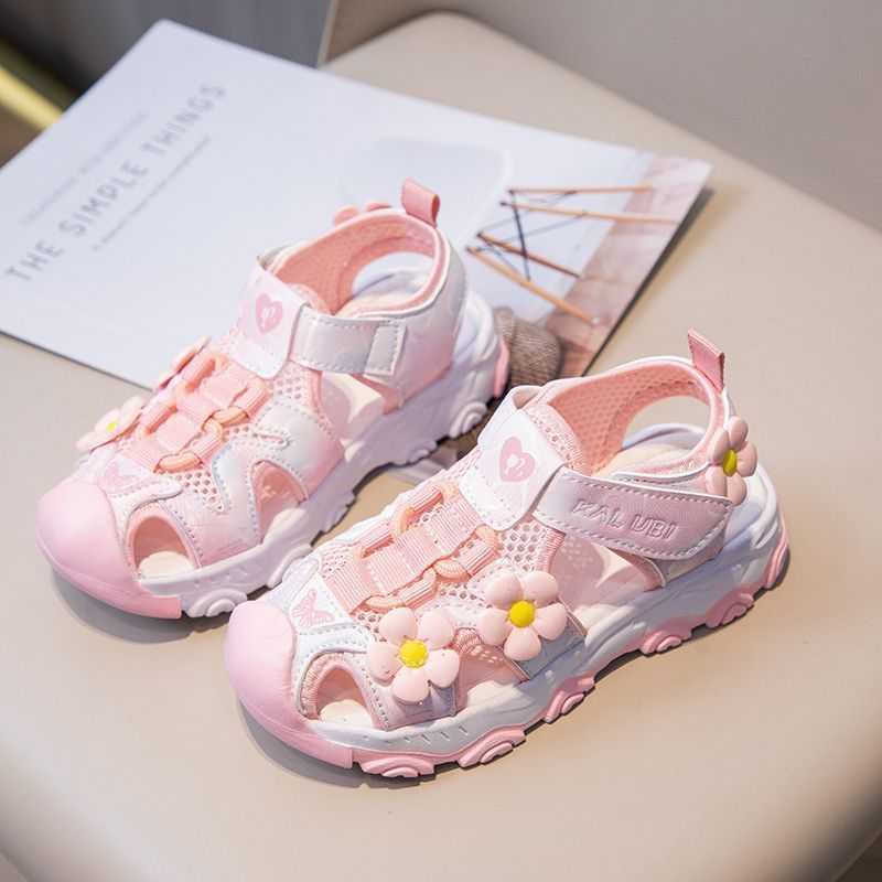 Girls' sandals: new spring/summer  collection - breathable mesh, closed-toe casual sandals for girls, trendy floral design for toddlers and big kids