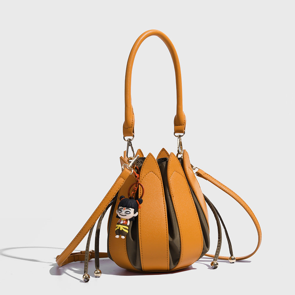 High-end fashion lotus bucket bag 2025 new niche creative shoulder messenger bag foreign fashion popular women's bag