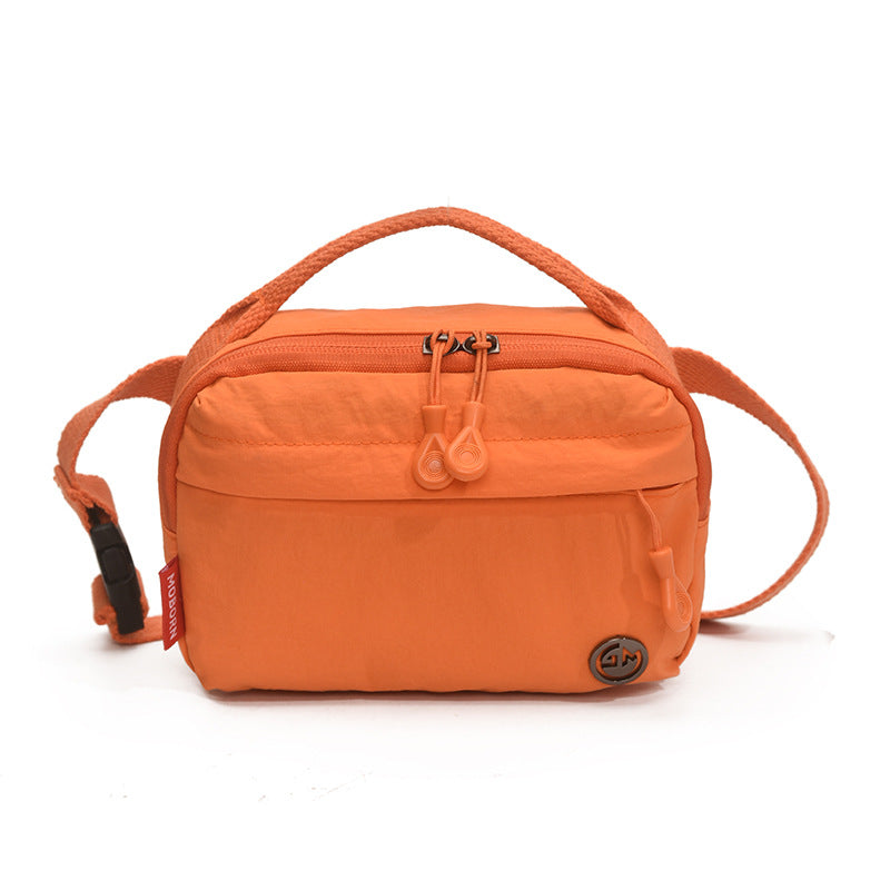 Cross-border leisure sports messenger bag women's 2025 new trend portable pillow bag foreign style macaron shoulder bag