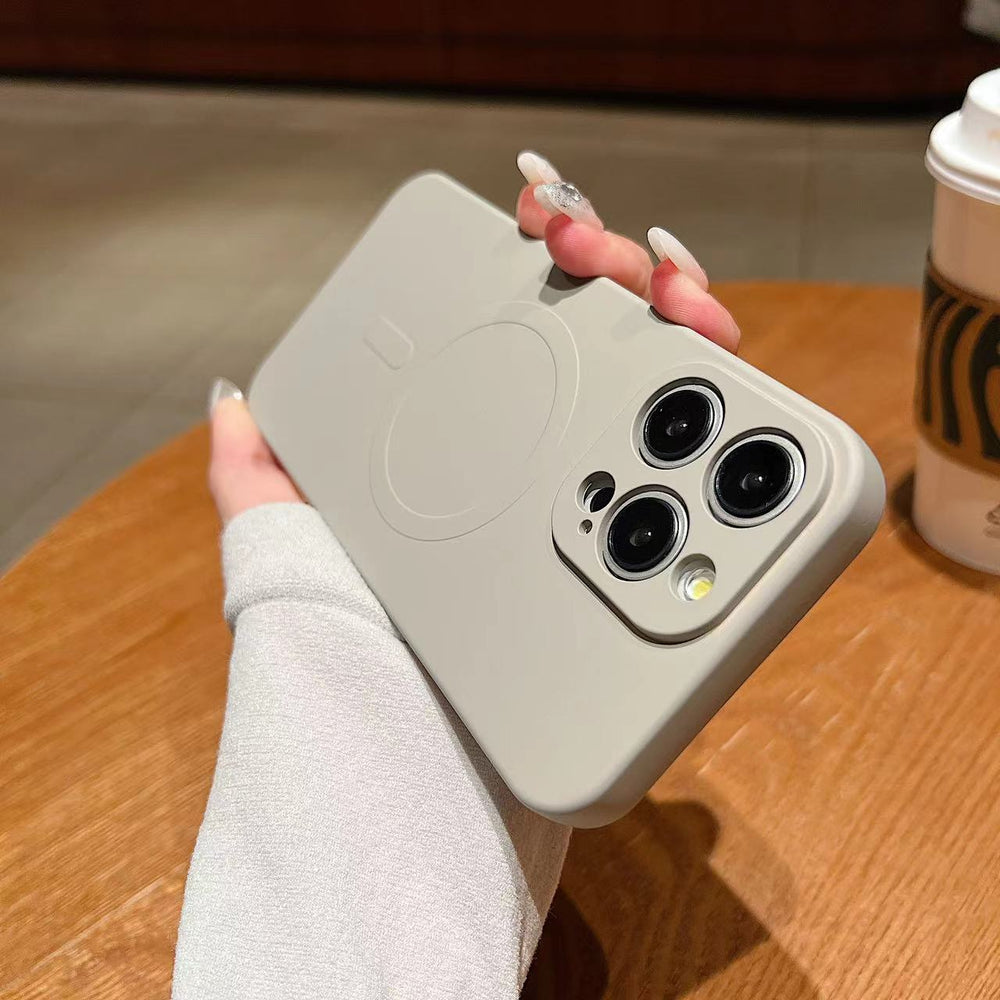 Suitable for apple 17pro magnetic phone case iphone16 liquid silicone magsafe precision hole 13 anti-fall case 14