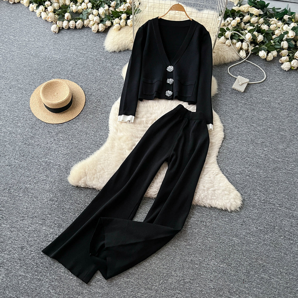 Premium heavy-duty metal buckle v-neck long sleeve knit top for women,  autumn/winter high-waisted slimming casual wide-leg pants