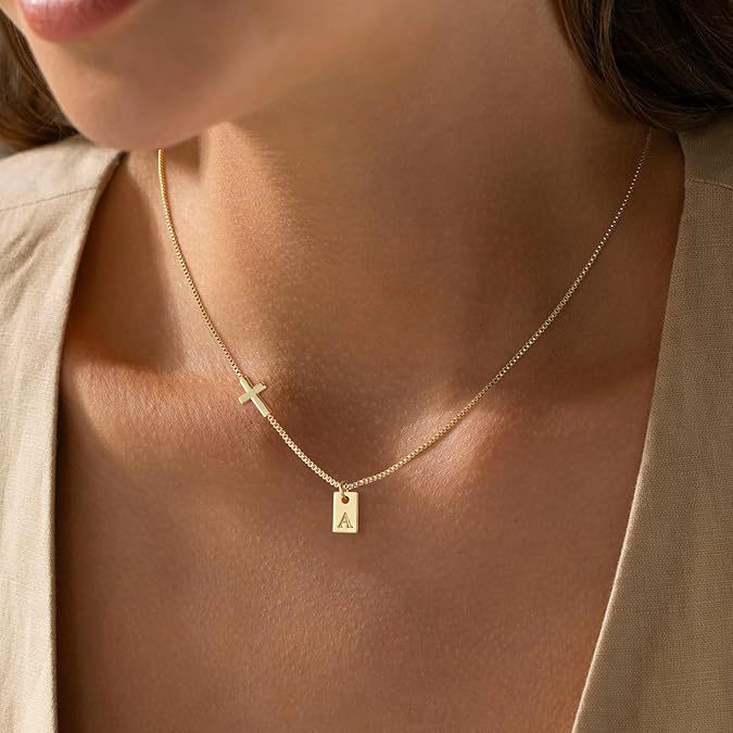Amazon hot selling clavicle chain cross-border copper plated real gold women's fashion pendant 26 english letter necklace box chain