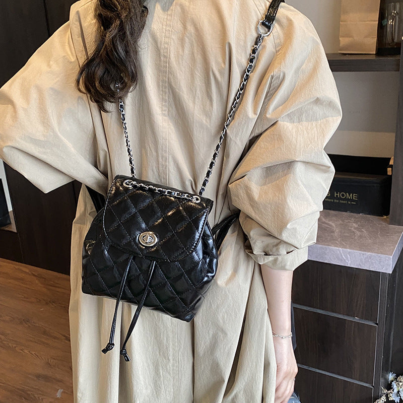 Designer argyle chain backpack - 2026 spring new arrival bucket bag - premium quality fashion commuter bag for women