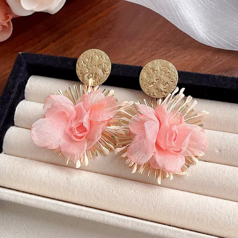 Spring break style white floral earrings - unique dopamine studs, niche design, versatile earrings