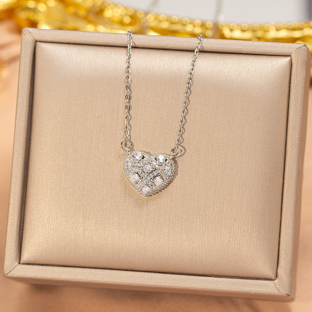 [titanium steel] japanese and korean popular fashion full diamond heart necklace for women, high-end light luxury copper inlaid zirconium clavicle chain accessories