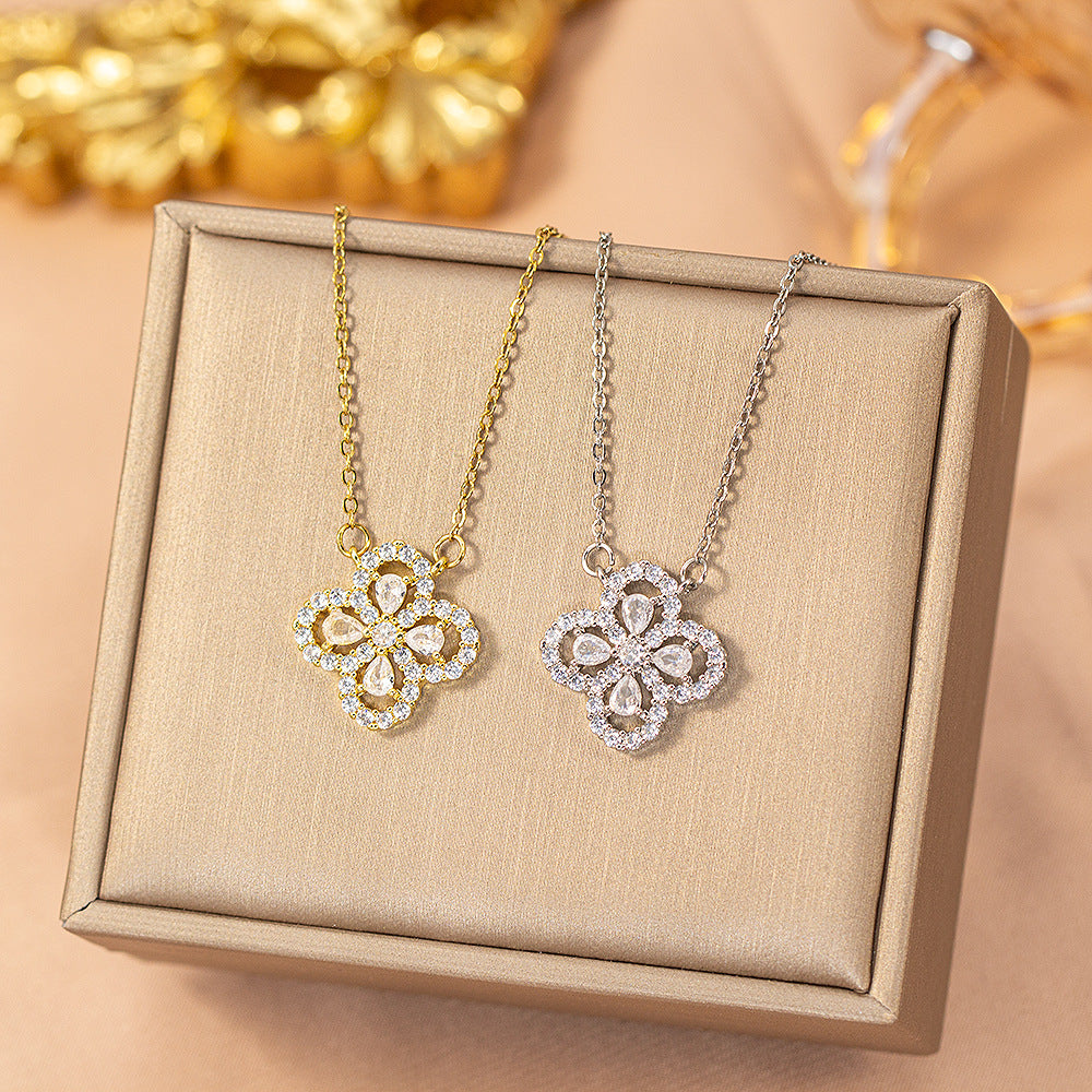 【titanium steel】trendy bestseller copper inlaid zircon full diamond four-leaf clover necklace for women, lightweight luxury, non-fading, high-end clavicle chain