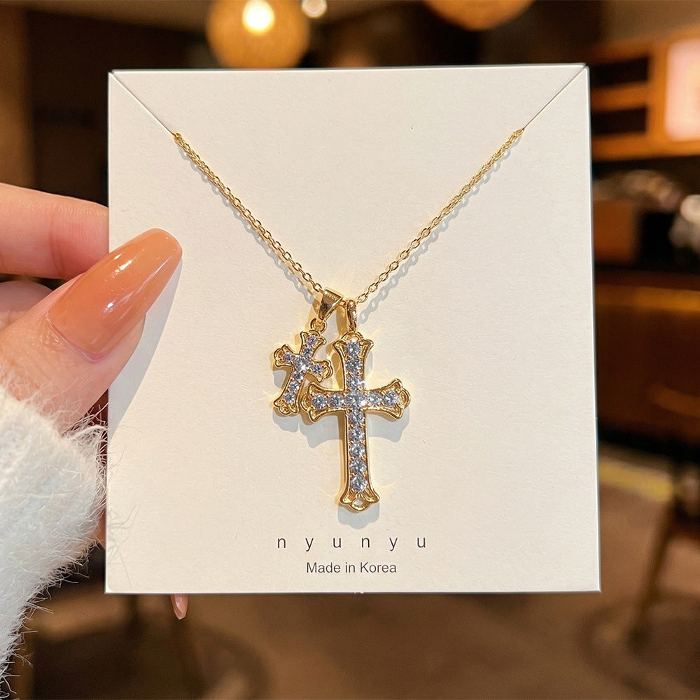 Copper inlaid zirconium four-leaf clover necklace for women, titanium steel real gold plating popularinsfashion flower exquisite sweater chain jewelry