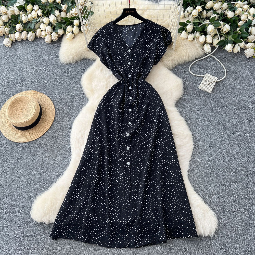 French retro v-neck flutter sleeve fitted waist dress - women's 2025 summer slimming elegant single-breasted floral maxi dress