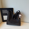 Large capacity retro handbag for women, trendy 2025 new arrival, minimalist versatile soft shoulder bag, high-end commuter tote bag