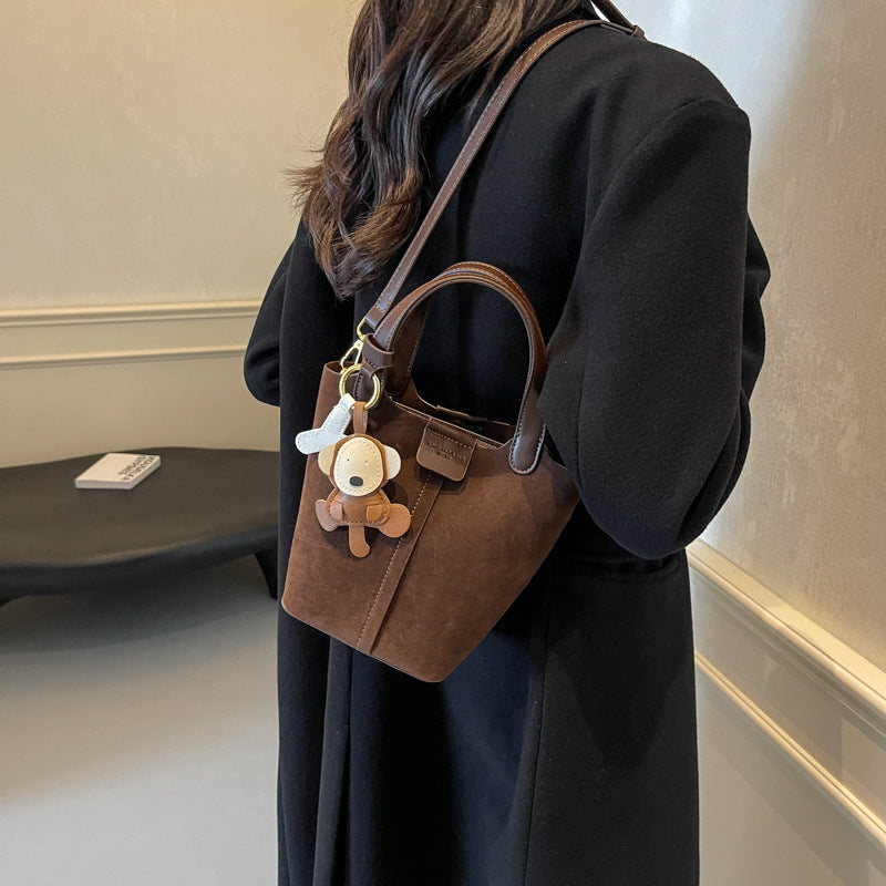 Foreign trade niche handbag women's small bag 2025 new versatile fashion bucket bag high-end texture messenger bag