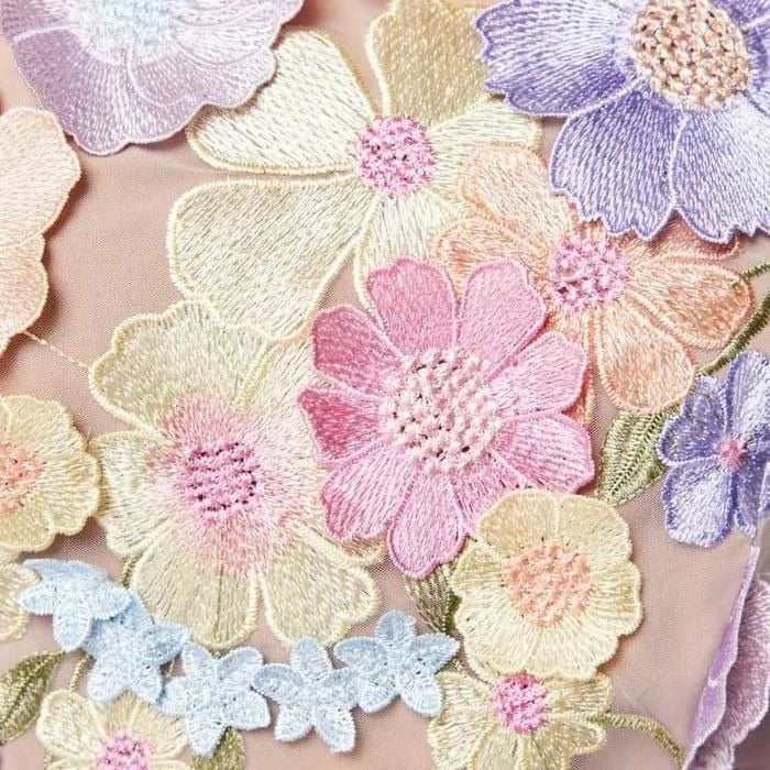 2025 spring new arrival: cross-border luxury round neck embroidered 3d floral puff sleeve midi bodycon dress