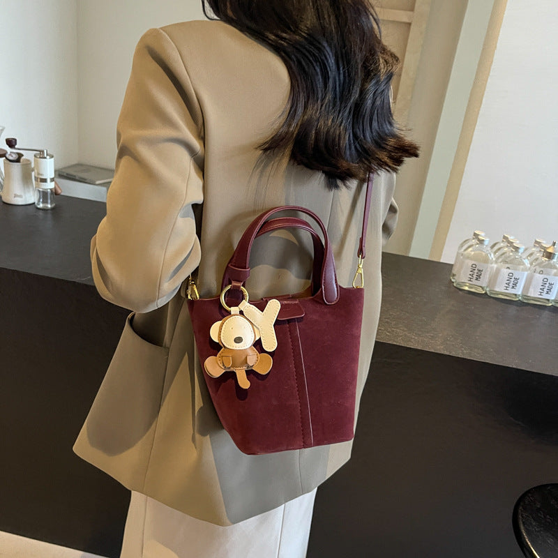 Foreign trade niche handbag women's small bag 2025 new versatile fashion bucket bag high-end texture messenger bag