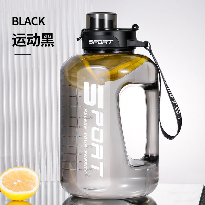 Influencer-approved, large-capacity sports water bottle with straw – perfect for outdoor workouts. durable, food-grade, and heat-resistant, this portable water bottle is ideal for men and women