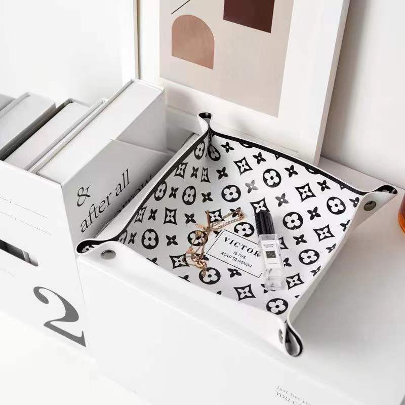 Guochao desktop bedroom storage box entrance living room cartoon multi-functional key cosmetic storage tray coffee table ornament