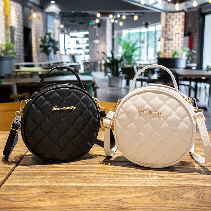 Retro small round bag 2021ladies handbags Korean version female bag female hair embroidered messenger bag