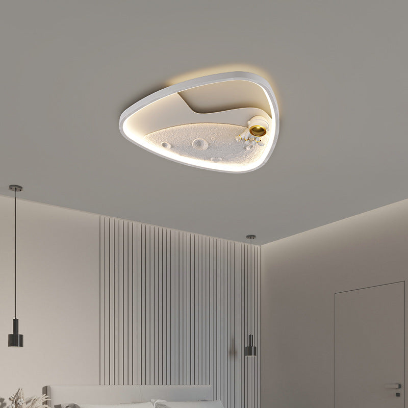 Children's room eye protection full spectrum astronaut ceiling light, boys and girls bedroom room warm lighting LED lamps