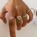 Wholesale devil's eye women's rings - unique design heart-shaped full diamond light luxury geometric spiral finger rings jewelry