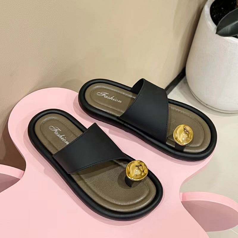 Women's thong sandals - new summer collection: versatile roman style, beach-friendly, casual flat sandals with soft soles, perfect for everyday wear