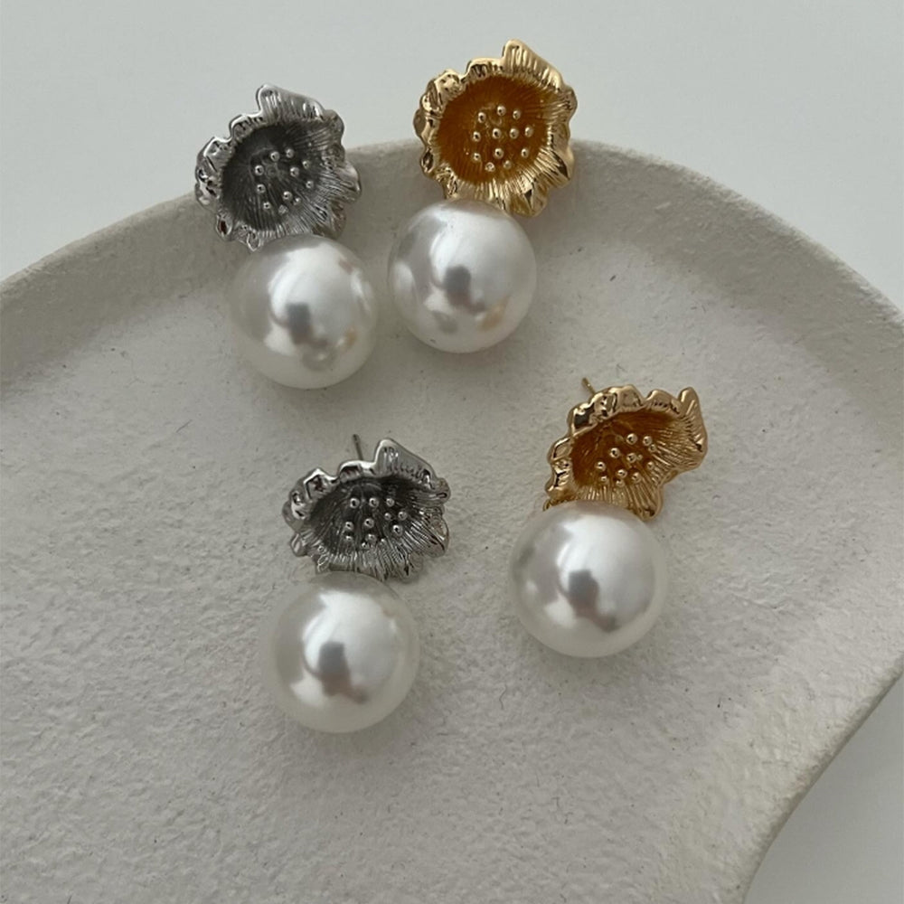 European and american cross-border fashion alloy flower stud earrings, french retro baroque pearl earrings, light luxury high-end earrings