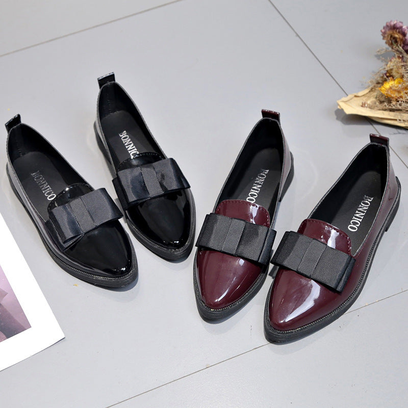 British patent leather small leather shoes women's spring 2024 shallow mouth flat bottom pointed single shoes black bow low heel work shoes