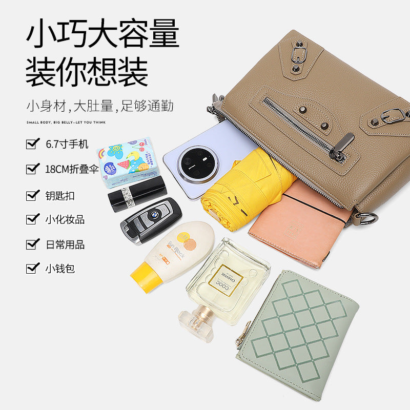 Cross-border popular leather locomotive bag women's 2025 new textured shoulder messenger bag large capacity middle-aged mother bag