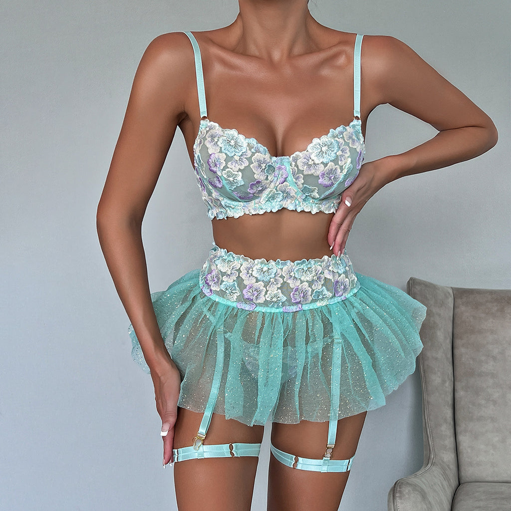 Sexy fun Lingerie independent station explosion heavy industry floral embroidery gathering fun suit fluffy skirt 3375