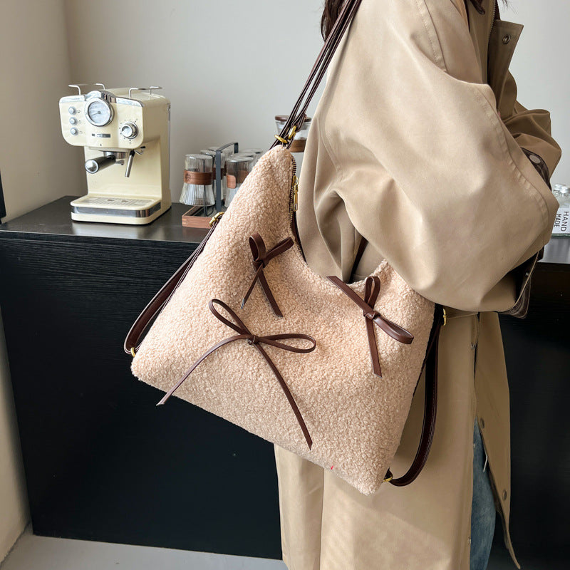 Cross-border retro woolen leopard print bag women's shoulder messenger commuter bag ins autumn and winter large capacity adjustable student