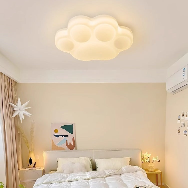 Cream wind warm children's room creative cute cat claw bedroom light ceiling light modern simple master bedroom room lighting