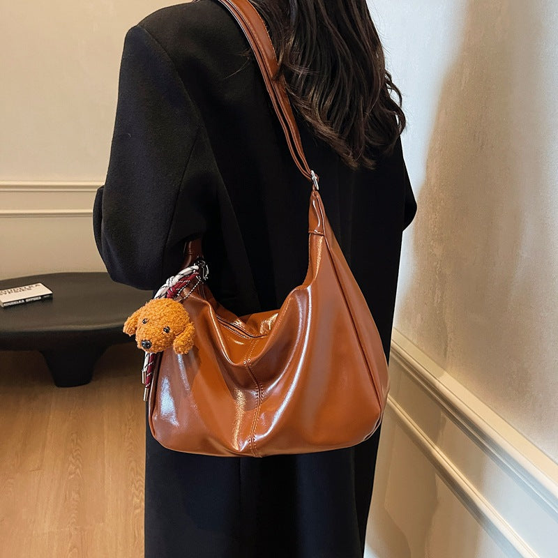Fashion oil wax leather casual bag women's 2025 new high-end commuter messenger bag large-capacity simple tote bag