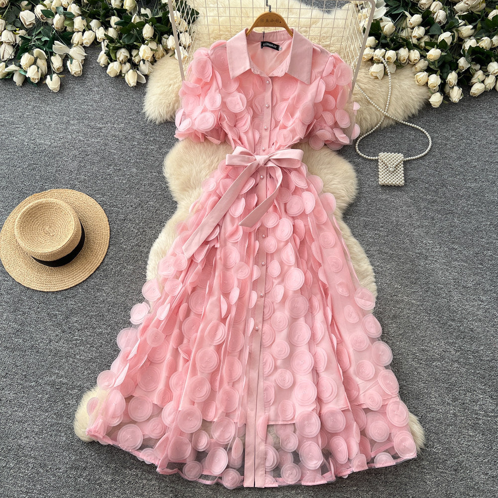French chic lace-trimmed dress: women's summer short-sleeve a-line dress with tie waist – elegant and refined